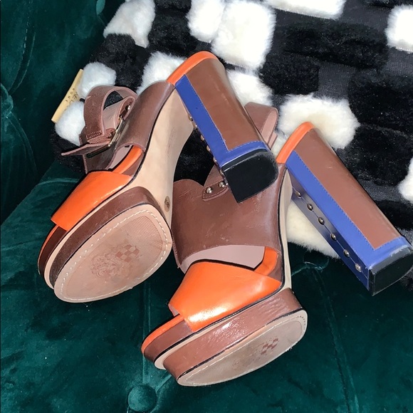 Vince Camuto heels 🧡💙 - Picture 7 of 12